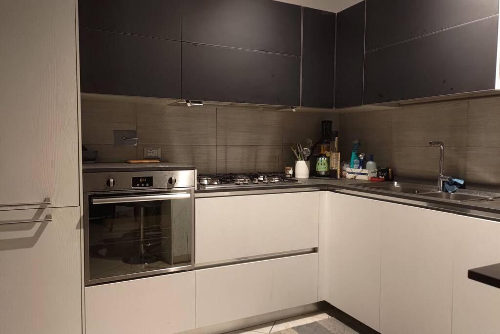 Large House 3 Floors City 'N Sea Vitinia Luaran gambar
