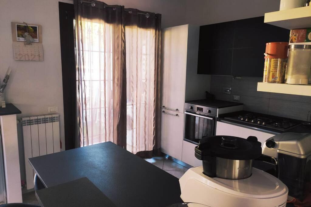 Large House 3 Floors City 'N Sea Vitinia Luaran gambar